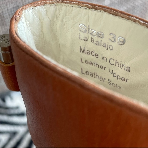 Velvet Angels Brown Leather Heels - Sz 39 or 9 - Picture 12 of 16